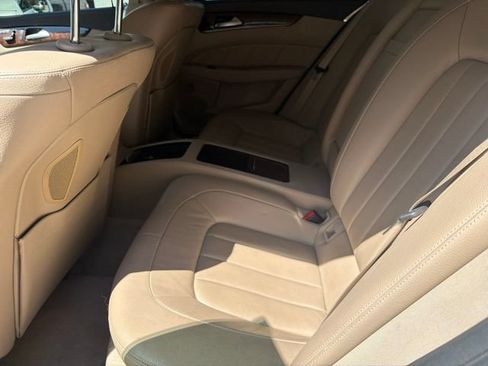 Used 2014 Mercedes-Benz CLS 550 image 12