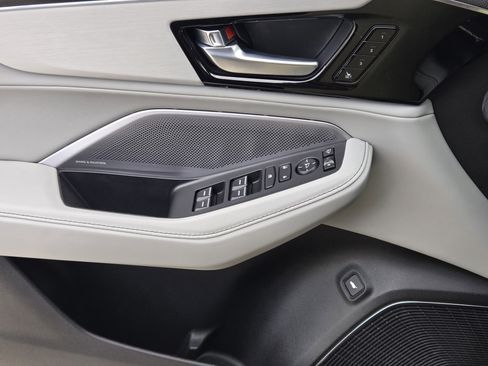 Certified 2026 Acura MDX w/ Technology Package image 21