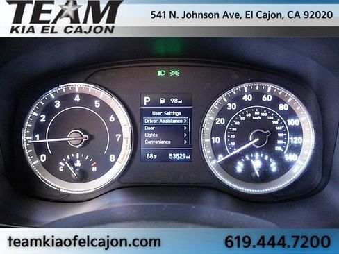 Used 2022 Hyundai Venue Limited w/ Cargo Package FWD image 32