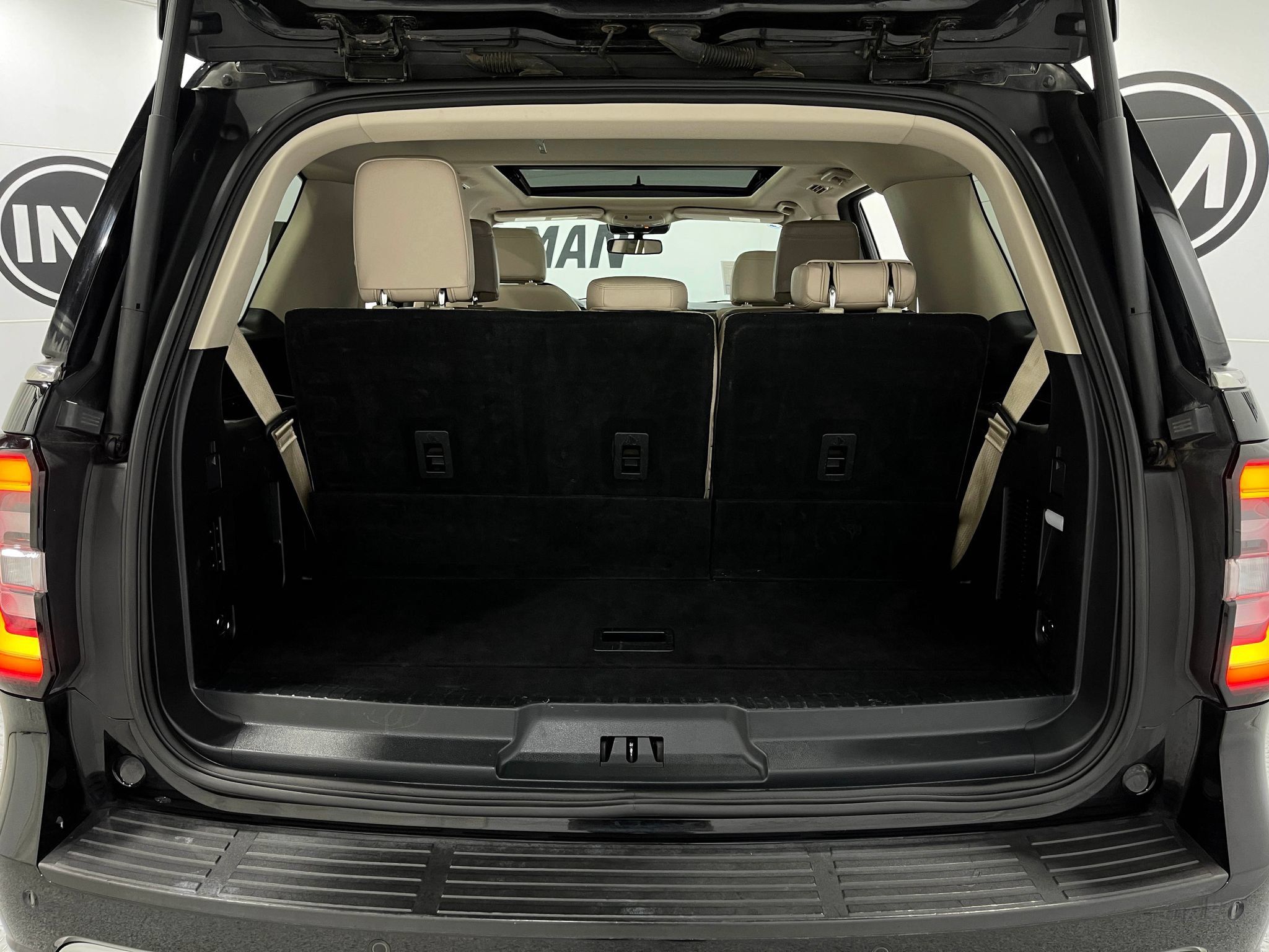 Used 2024 Ford Expedition Limited AWD/4WD image 26