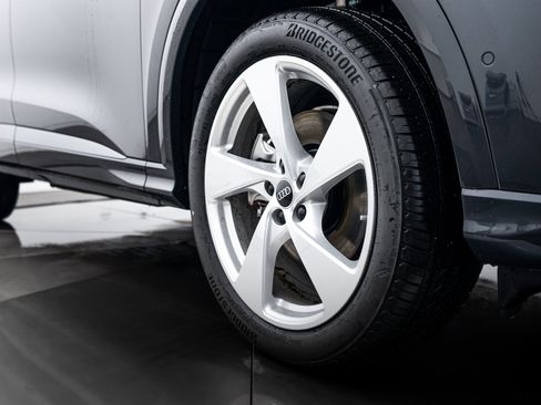 New 2025 Audi Q5 Premium Plus image 21