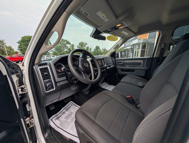 Used 2019 RAM 1500 Warlock AWD/4WD image 17