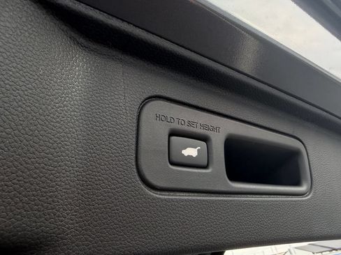 Used 2026 Honda Pilot Touring image 24