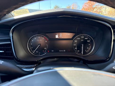 Certified 2025 Cadillac XT5 Sportv image 18