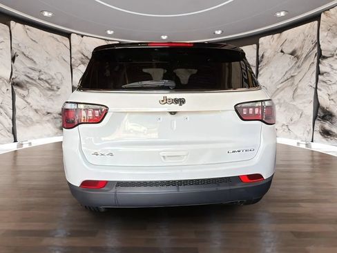 Used 2017 Jeep Compass Limited AWD/4WD image 4