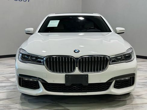 Used 2019 BMW 750i xDrive 750i xDrive w/ Executive Package image 3