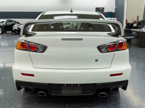 Used 2011 Mitsubishi Lancer Evolution GSR image 6