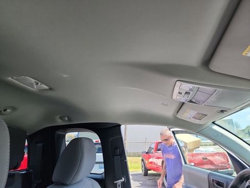 Used 2023 Toyota Tacoma SR w/ SR Convenience Package image 16