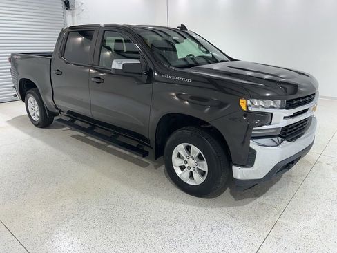 Used 2021 Chevrolet Silverado 1500 LT AWD/4WD image 7