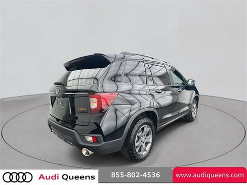 Used 2024 Honda Passport TrailSport image 4