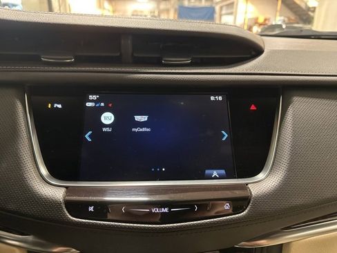 Used 2018 Cadillac XT5 Luxury w/ Driver Awareness Package image 27