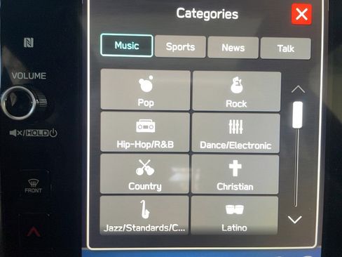 Used 2025 Subaru Forester Premium image 16