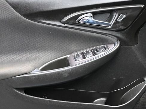 Used 2020 Chevrolet Malibu LT FWD image 11