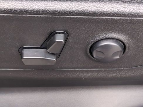 Used 2022 RAM 1500 Big Horn image 16