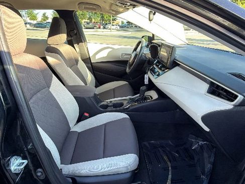 Used 2024 Toyota Corolla LE image 38