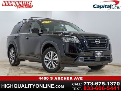 Used 2023 Nissan Pathfinder SL w/ Black Appearance Package