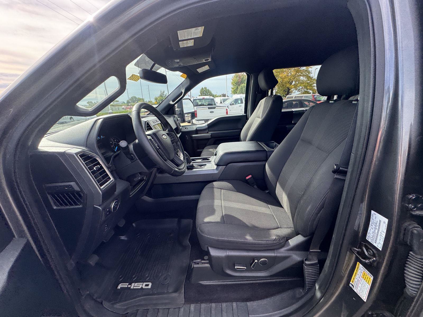 Used 2016 Ford F150 XLT w/ Equipment Group 302A Luxury AWD/4WD image 15