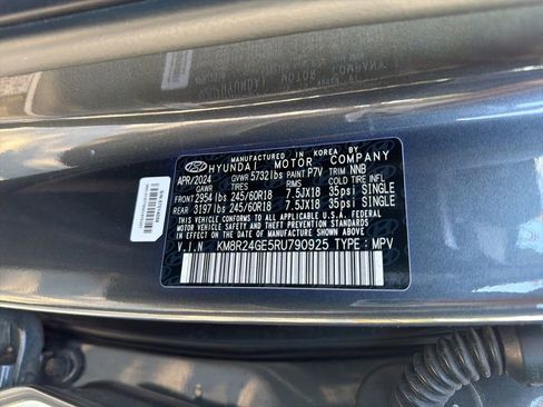 Used 2024 Hyundai Palisade SEL FWD image 19