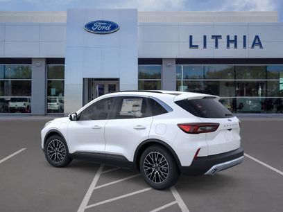 New 2026 Ford Escape SE