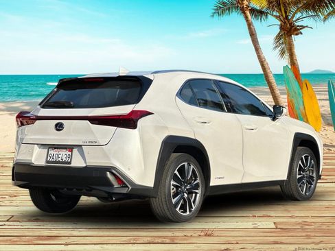 Used 2022 Lexus UX 250h w/ Accessory Package (Z2) image 5