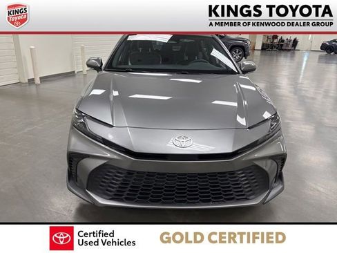 Certified 2025 Toyota Camry SE FWD image 3