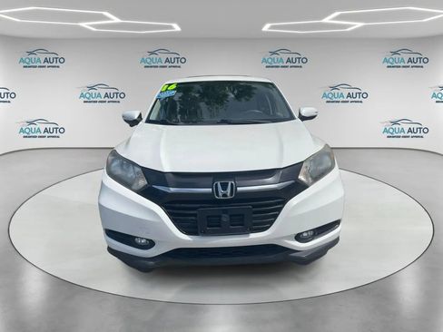 Used 2016 Honda HR-V EX image 2