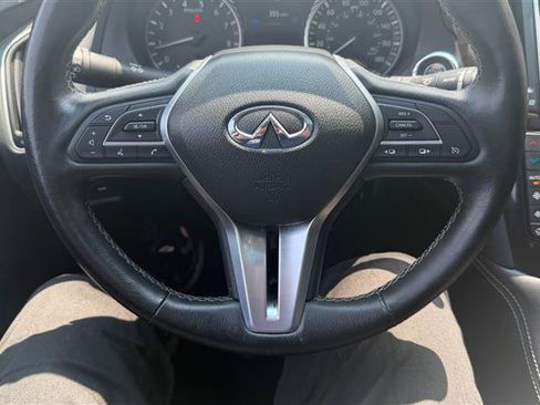 Used 2018 INFINITI Q50 Luxe w/ Essential Package (3.0T Luxe) AWD/4WD image 36