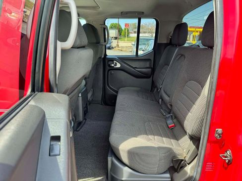 Used 2006 Nissan Frontier NISMO w/ (J01) Sunroof Pkg image 12