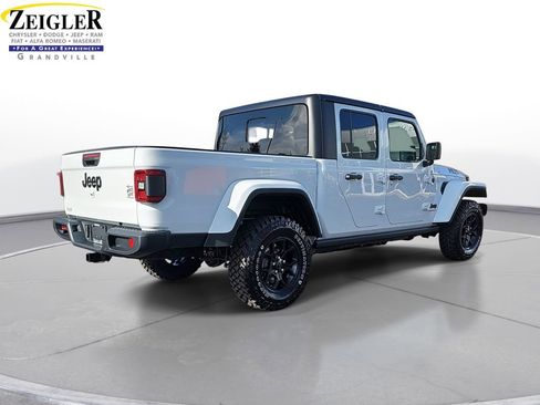 New 2026 Jeep Gladiator Willys image 5