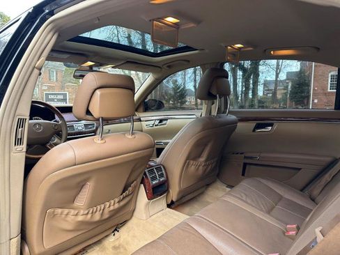 Used 2009 Mercedes-Benz S 550 4MATIC image 19