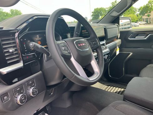 New 2026 GMC Sierra 1500 Elevation AWD/4WD image 9