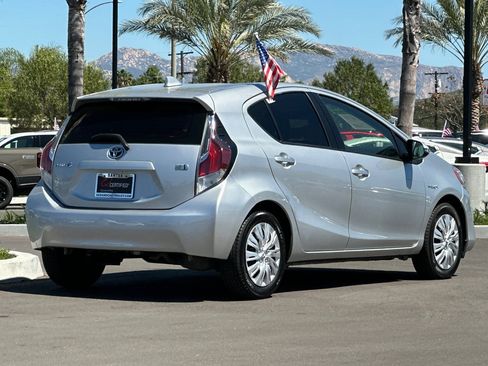 Used 2015 Toyota Prius C Two FWD image 4