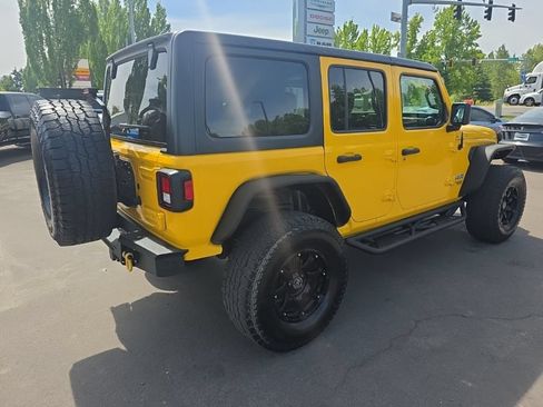 Used 2019 Jeep Wrangler Unlimited Sport S AWD/4WD image 5