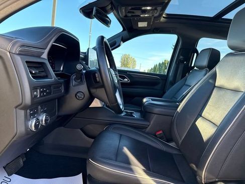 Used 2024 GMC Yukon XL SLT w/ SLT Luxury Package AWD/4WD image 22