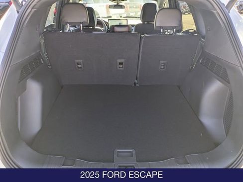 New 2025 Ford Escape ST-Line w/ Tech Pack #1 AWD/4WD image 22
