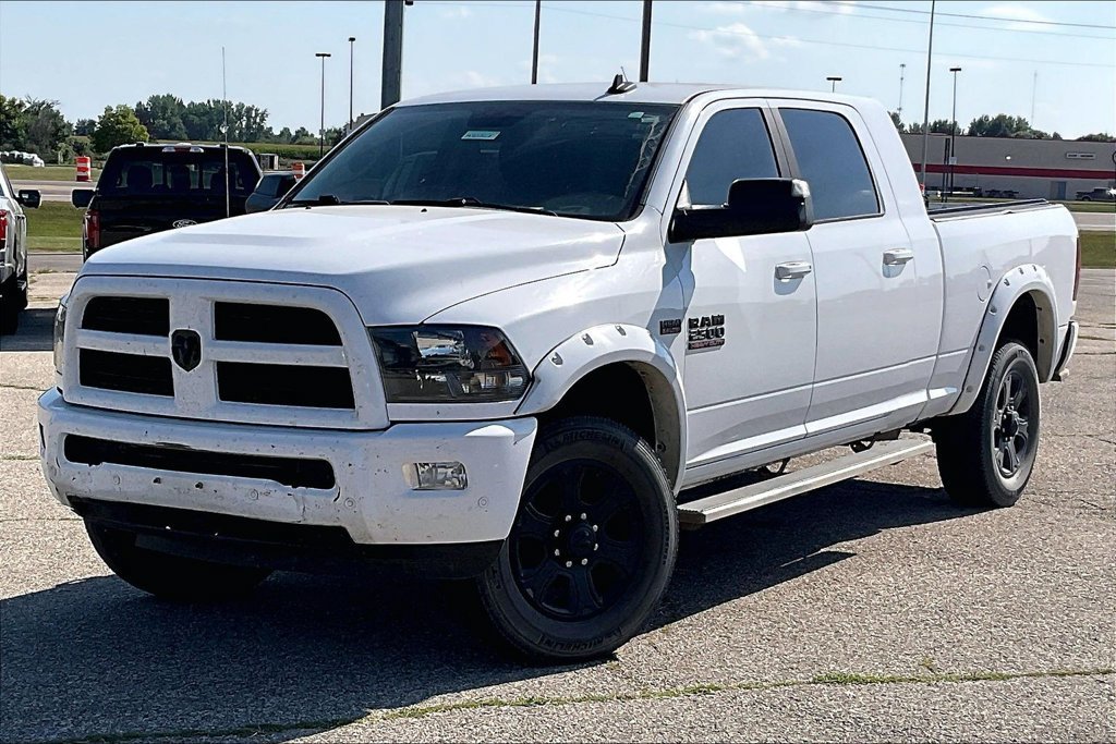 Used 2017 RAM 2500 Big Horn w/ Sport Appearance Group AWD/4WD image 2