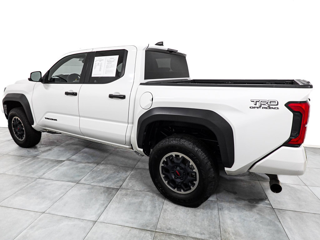 Used 2024 Toyota Tacoma TRD Off-Road AWD/4WD image 5