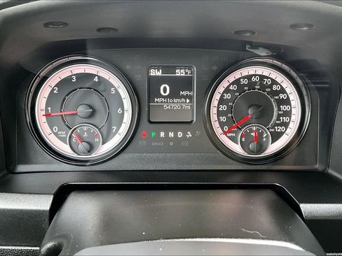 Used 2024 RAM 1500 Classic SLT image 21