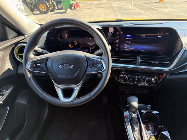 Used 2025 Chevrolet Trax ACTIV w/ Driver Confidence Package FWD image 15