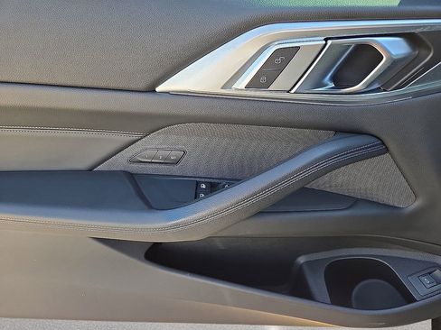 Used 2024 BMW 430i Coupe w/ M Sport Package RWD image 18