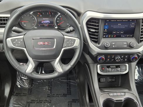Used 2023 GMC Acadia SLT w/ Elevation Edition FWD image 10