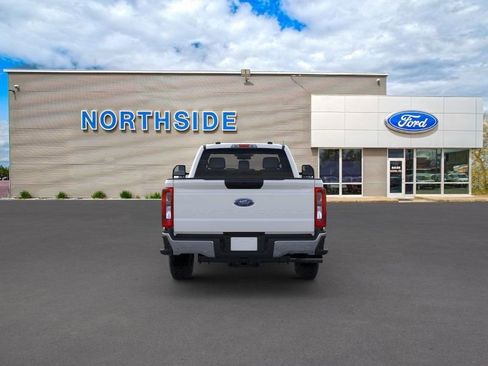 New 2025 Ford F250 XL w/ XL Off-Road Package image 6