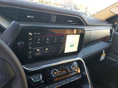 New 2026 GMC Sierra 2500 Denali w/ Denali Reserve Package AWD/4WD image 15