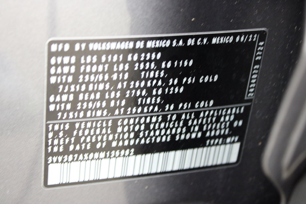 Certified 2022 Volkswagen Tiguan SE FWD image 28