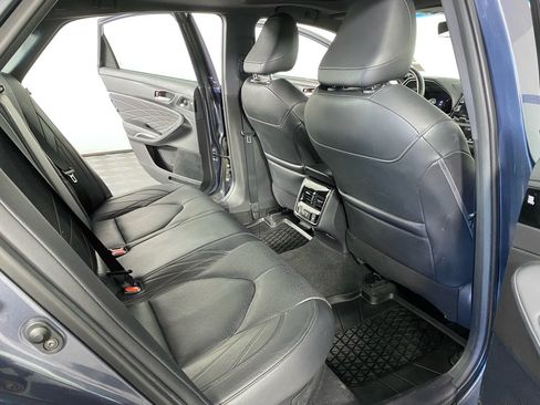 Used 2021 Toyota Avalon Limited w/ Advanced Safety Package FWD image 13
