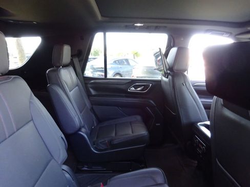 Used 2021 Chevrolet Tahoe RST w/ Luxury Package AWD/4WD image 22