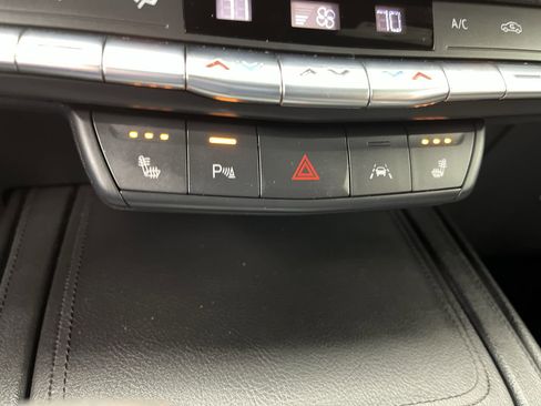 Used 2019 Cadillac XT4 Sport w/ Cold Weather Package image 24