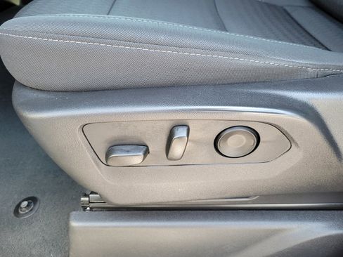 Used 2024 Chevrolet Silverado 1500 Custom RWD image 12