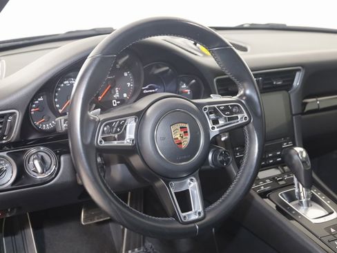 Used 2019 Porsche 911 Carrera T w/ Carrera T Interior Package image 6