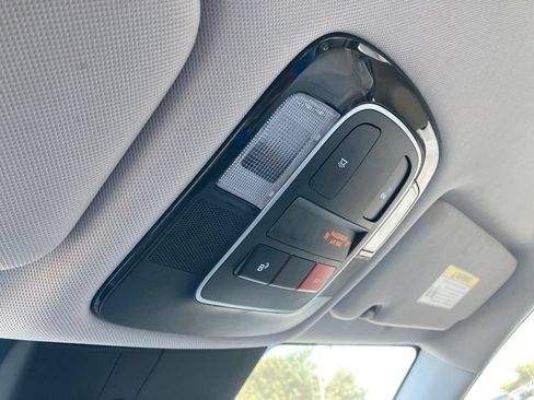 Used 2025 Hyundai Sonata SEL FWD image 27